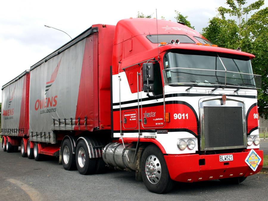  Kenworth K100E 1984 года  (фото 3 из 3)